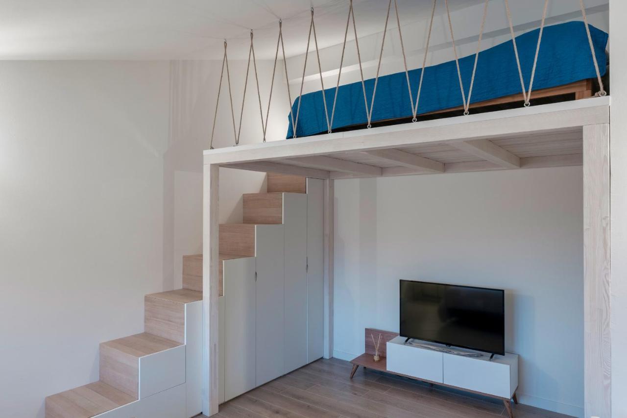 Casa Lugana 19 - Monolocale Con Piscina Direttamente A Lago シルミオーネ エクステリア 写真